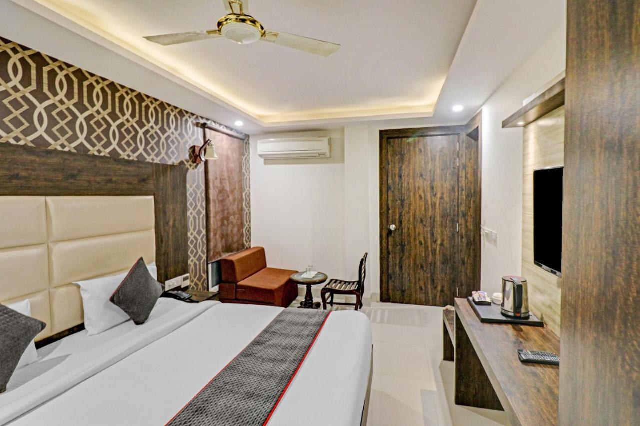 Nirvana Near Delhi Airport 4* New Delhi
