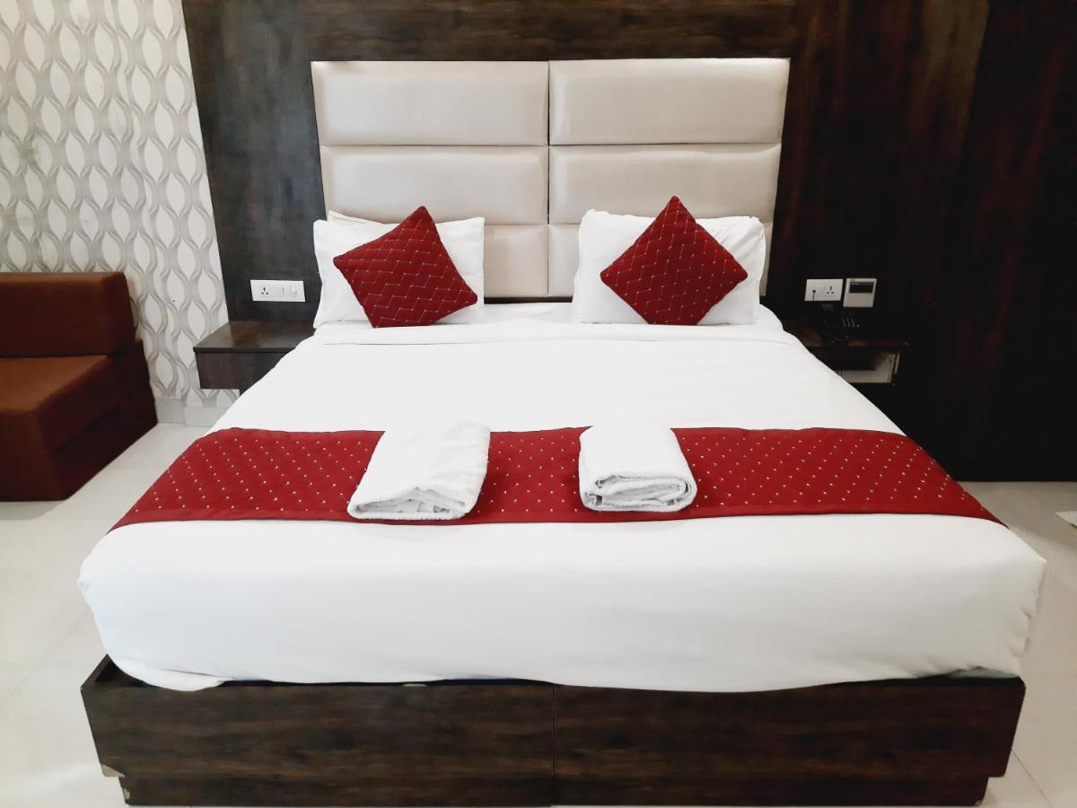 Hotel Nirvana Near Delhi Airport